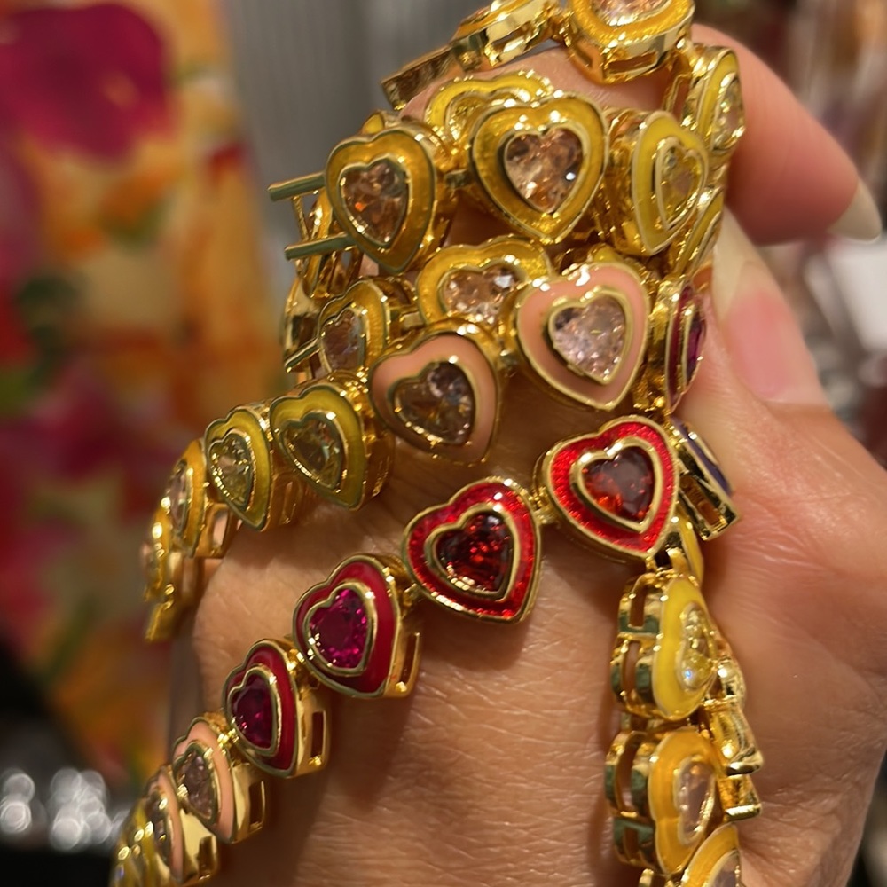 Heart tennis bracelet - Picture 4 of 4